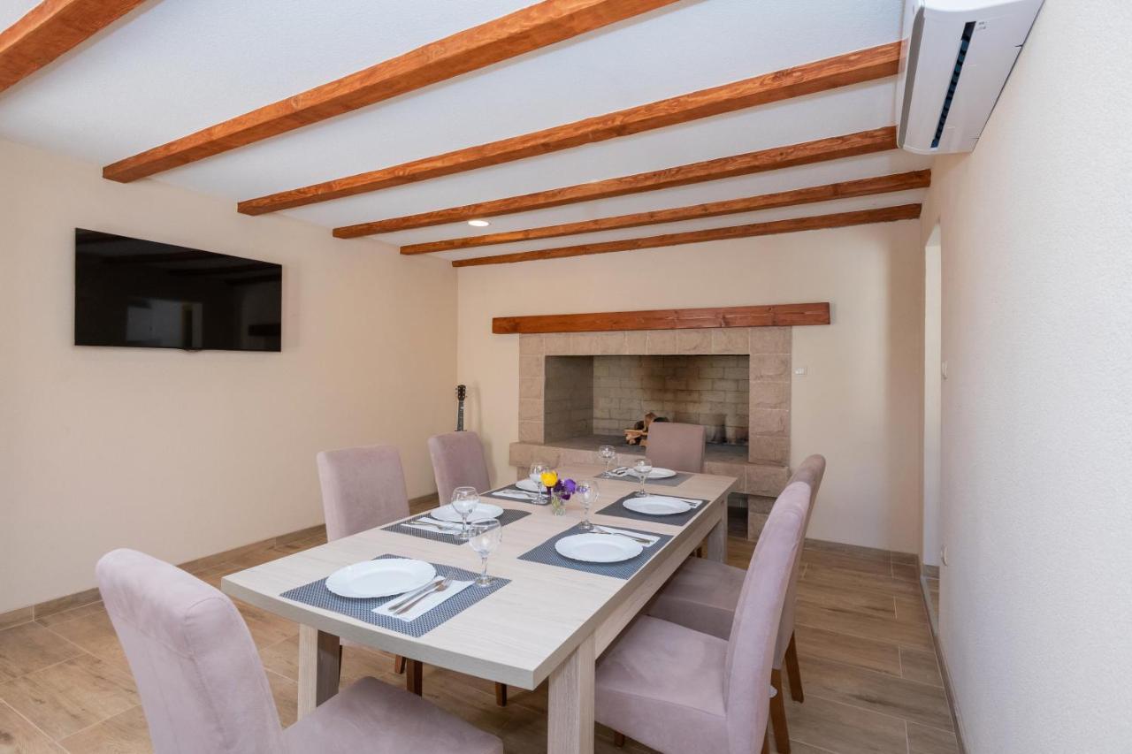 Holiday Home Terra Roca - Imotski, Natural Environment With Complete Peace And Quiet. ภายนอก รูปภาพ