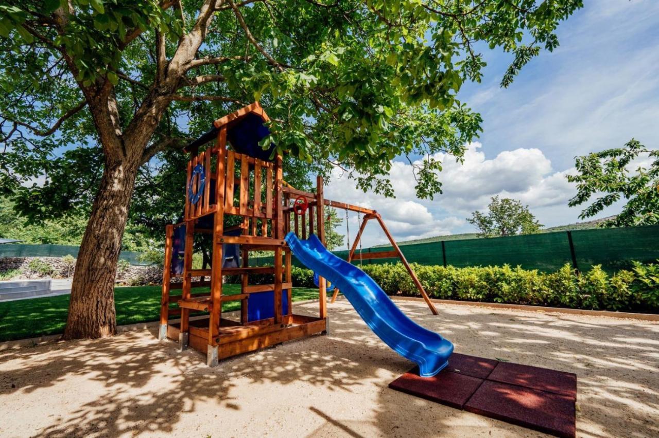 Holiday Home Terra Roca - Imotski, Natural Environment With Complete Peace And Quiet. ภายนอก รูปภาพ