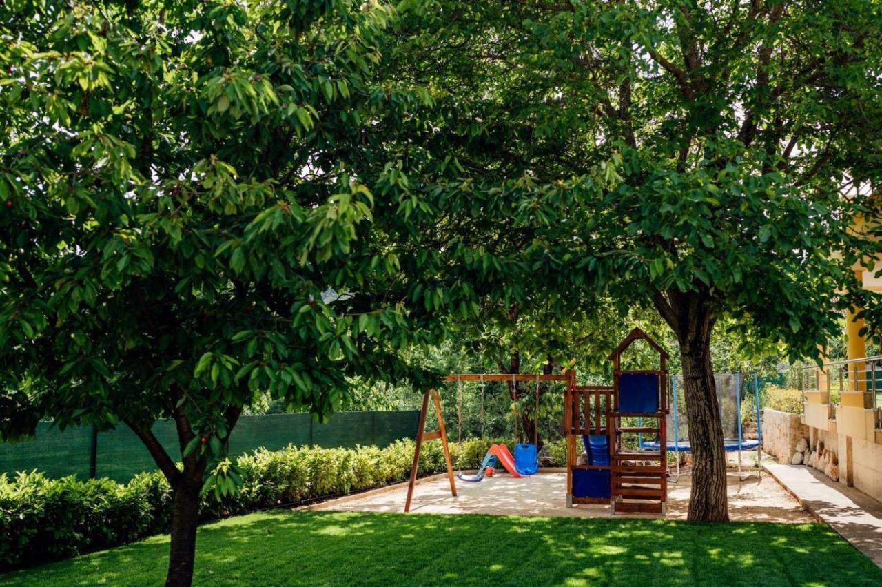Holiday Home Terra Roca - Imotski, Natural Environment With Complete Peace And Quiet. ภายนอก รูปภาพ